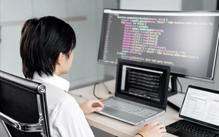 宣汉 api php源码,下载的php源码怎么运行呢？